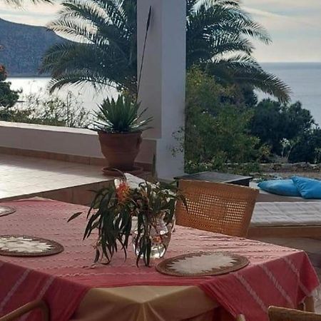 Tranquil Villa With Sea View In Ammopi Karpathos Amoopi Exterior photo