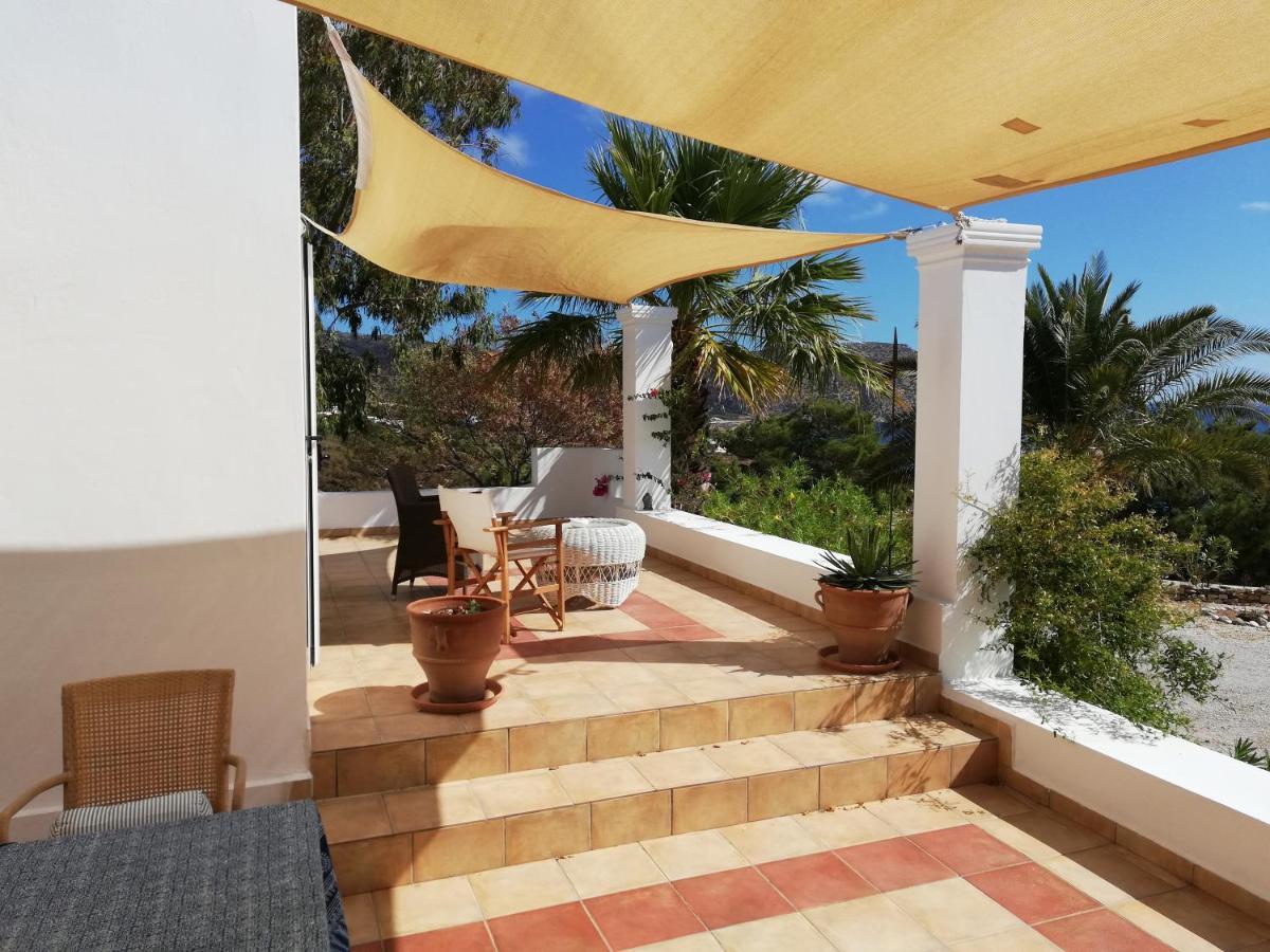 Tranquil Villa With Sea View In Ammopi Karpathos Amoopi Exterior photo