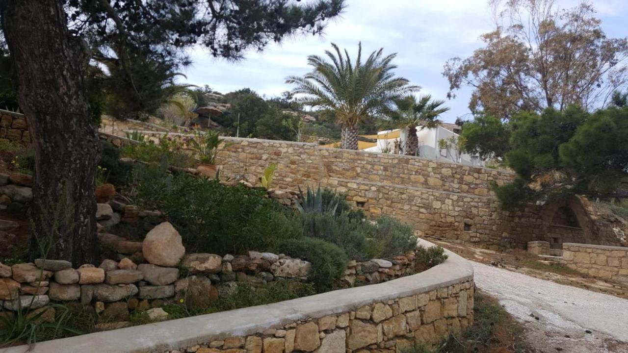 Tranquil Villa With Sea View In Ammopi Karpathos Amoopi Exterior photo